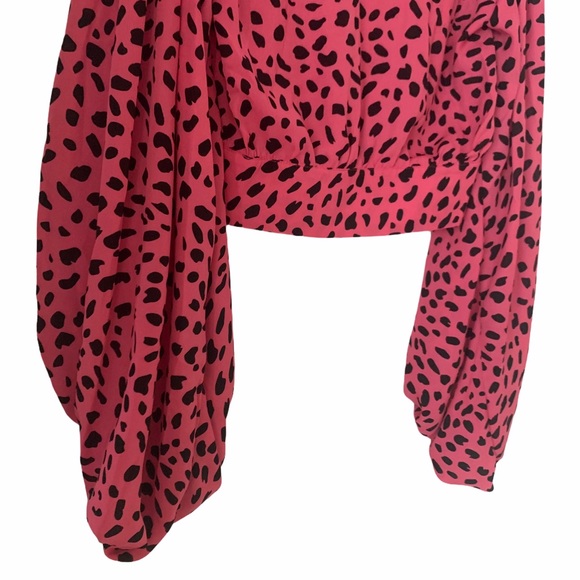 NWT Pink Cheetah Print Flowy Sleeve Crop Top - Picture 7 of 12